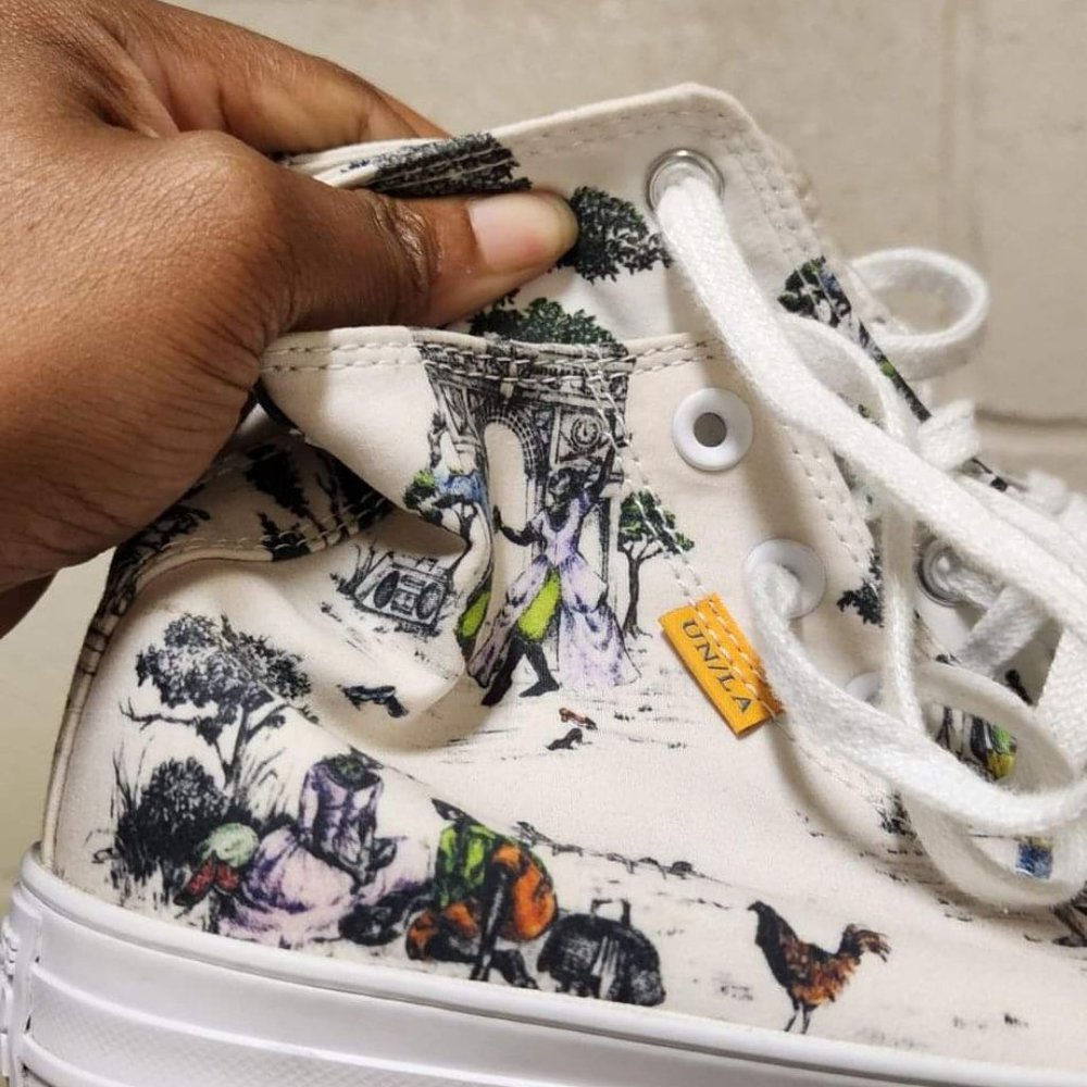 Converse - Picture 4 of 5